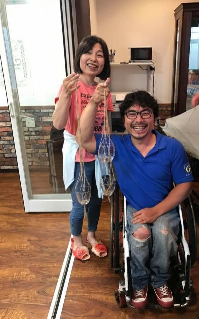 １月のアスリートママは、アイススレッジホッケー日本代表：上原大祐選手のお母さま、鈴子さんです