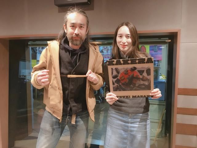 過去に思いを馳せて考え込むこと…