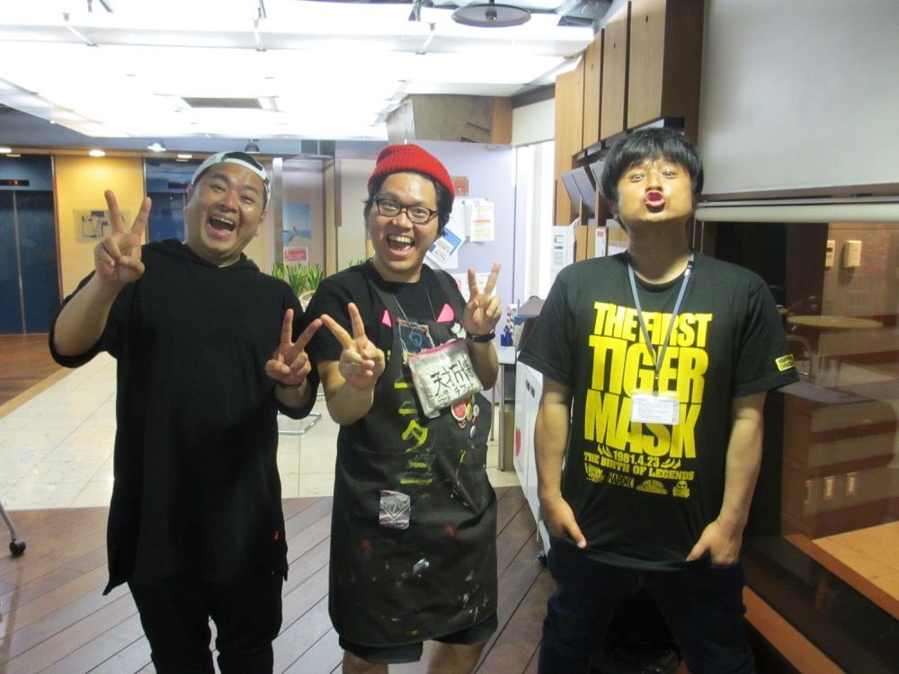 笑うホームレス！