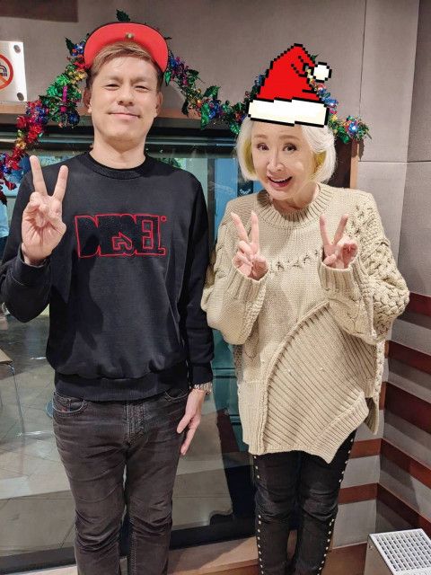 サチリンサンタからのプレゼントとクリスタ“マス”を皆さまの元へ！（ドグマさんからも）