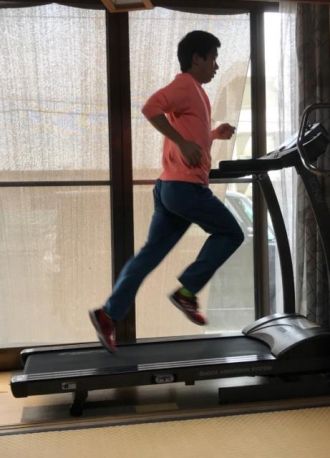 6月のアスリートママは、パラ陸上五味翔太選手のお父様、五味晃さん