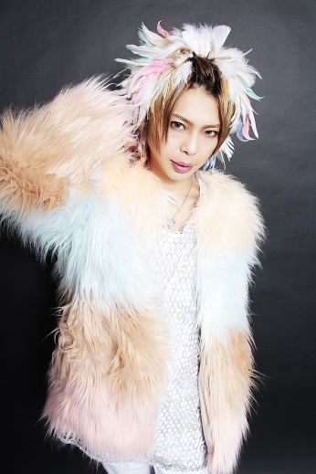 3月29日（木）のニコパクはゲストに元カメレオのベーシスト『Kouichi』さん登場！！