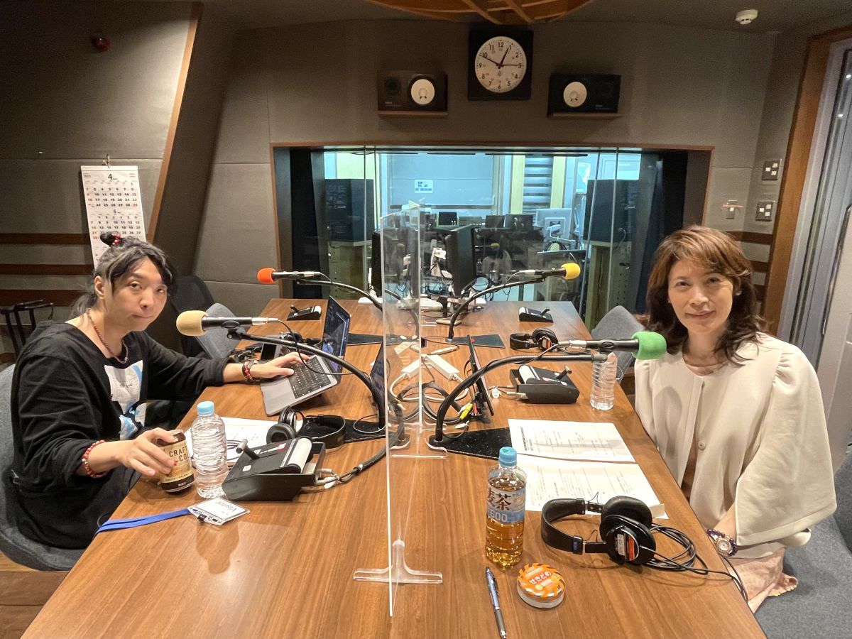 落合陽一さんとジャーナリスト・岩田明子さんの話を盗み聞き・・・懐かしいお話、そして今の社会情勢を二人で語る