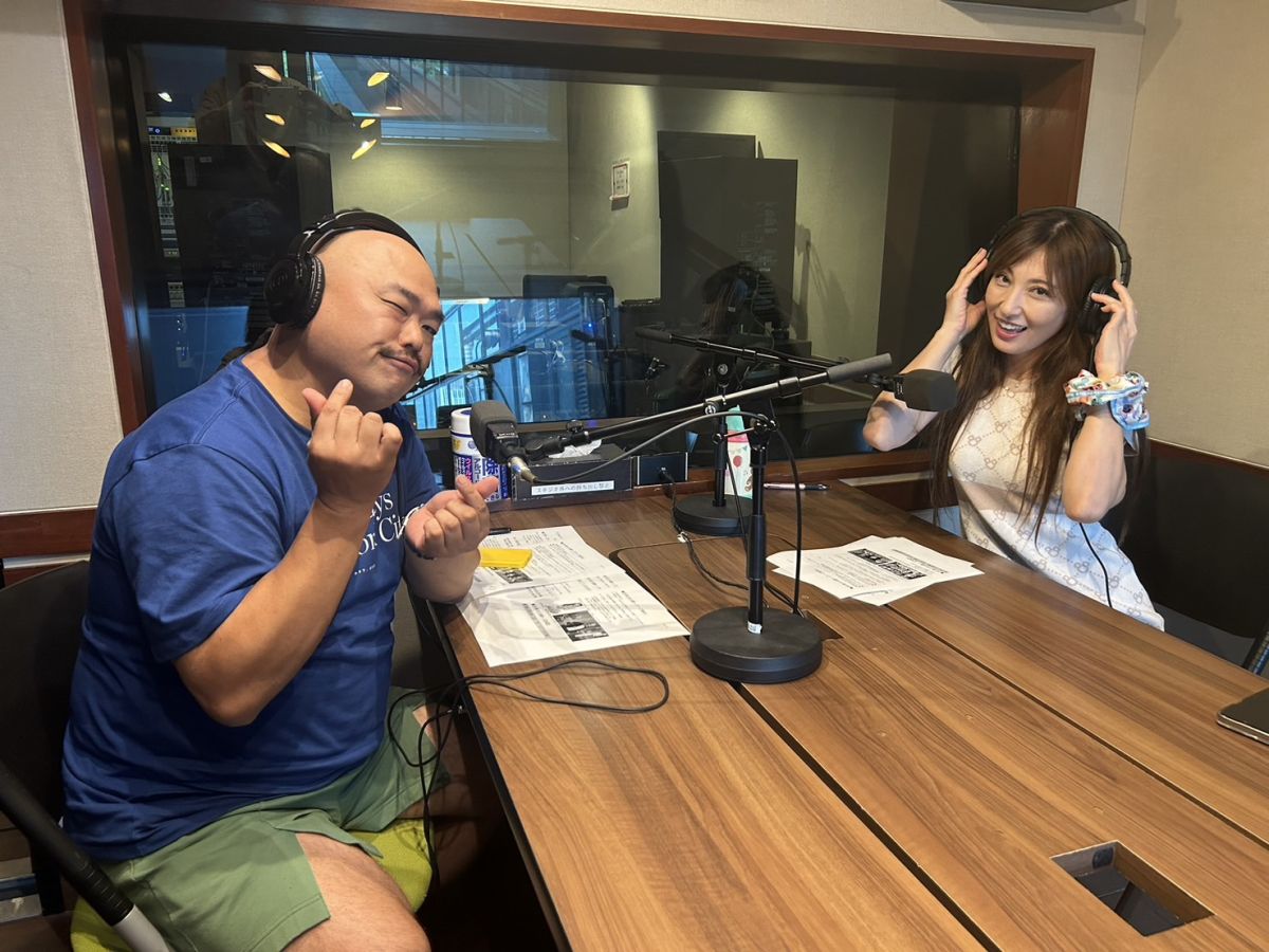 熊田曜子さんと、クロちゃんのお話を盗み聞き・・・ズバズバ斬り込んでいきます！