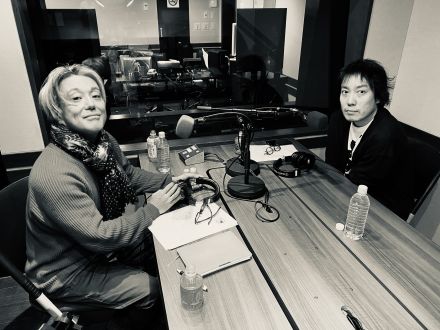 二村ヒトシ＆燃え殻が話し合うのは「声・音・オーガズム」