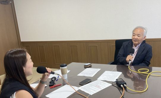 アフリカは小さな王国がいっぱい？！ミスターアフリカ、岡村副学長パート１！