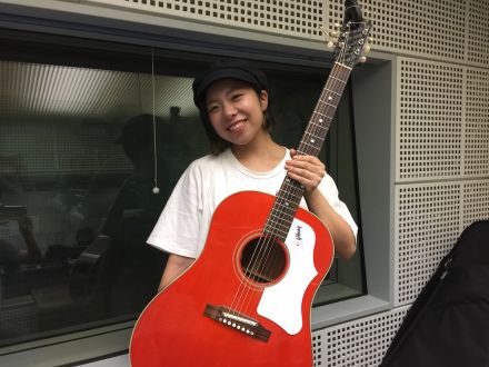 sachi.の今後は一体どうなる？最終回にぴったりの弾き語りライブも！