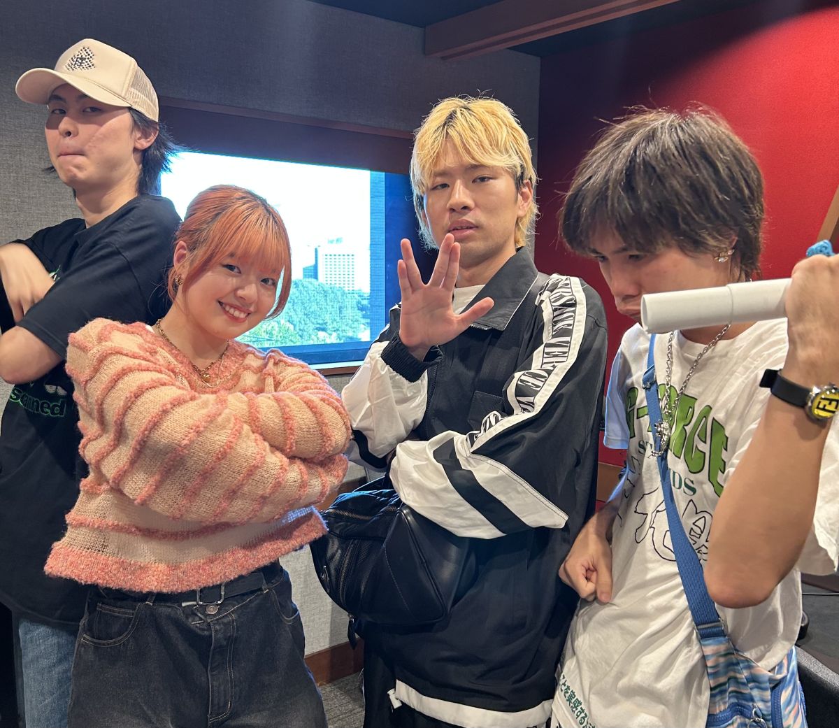 多国籍な6人組音楽ユニット! STARKIDS登場！！