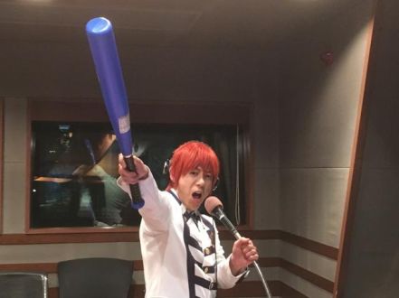 ジャケ買いアンケートバトル！アキラ君久々の勝利！！ 