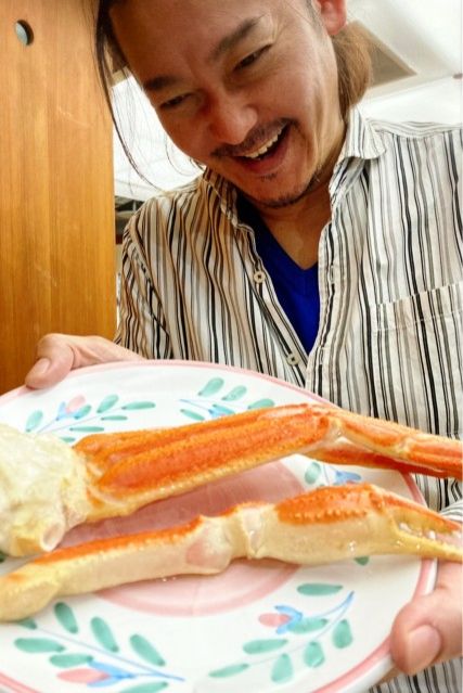 2021年11月22日(月)はぴねすくらぶ「ズワイ蟹 肩付蟹脚」