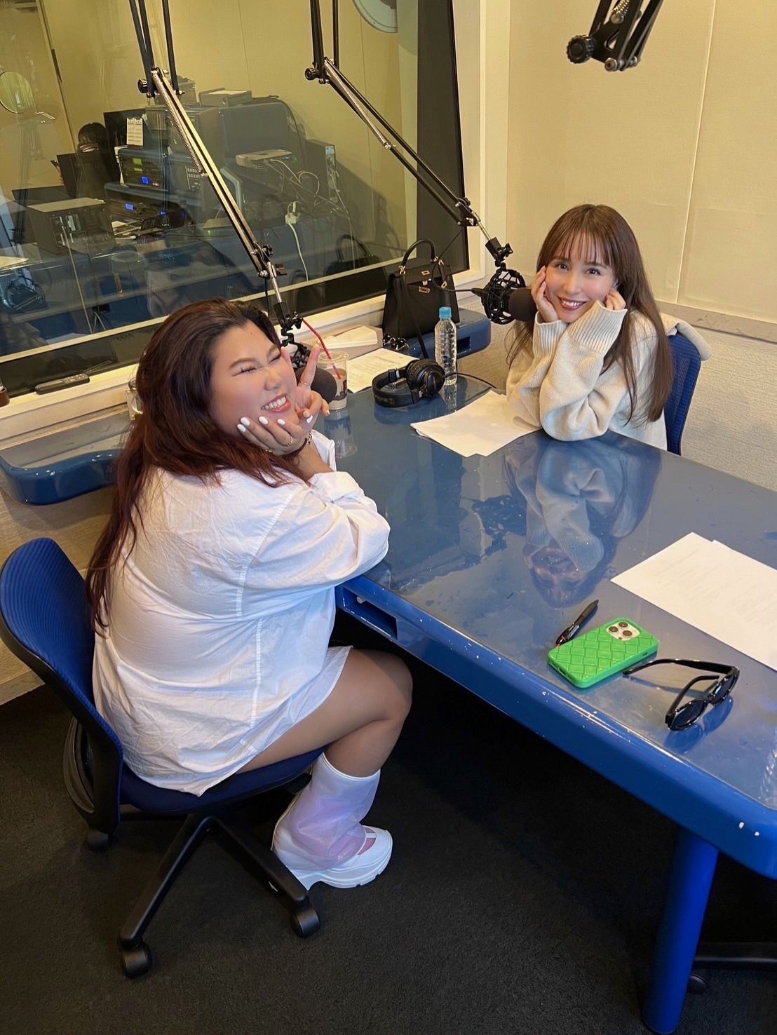 ＜May J.の新曲Burnで振り付けを担当してくれた、ダンサーのJESSICAさんをお迎えしました！＞