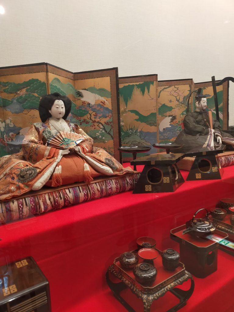 お宝ファイルNO.70　かつて京極家や豪商が所有していたひな人形