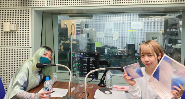 メジャーデビューしたての女性シンガーソングライター♪