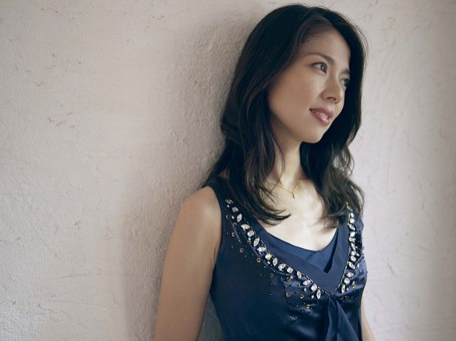 1月6日のプレイリストは女優の純名里沙さん