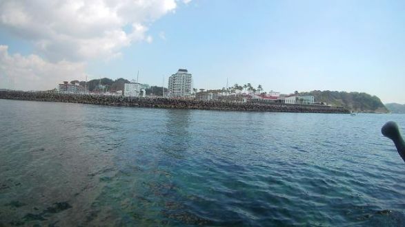 斉藤リョーツのいただき！海！