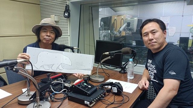 木曜日の常連客・日比野克彦さんと、北極冒険家・荻田泰永さんの話を盗み聞き・・・深夜の北極トーク