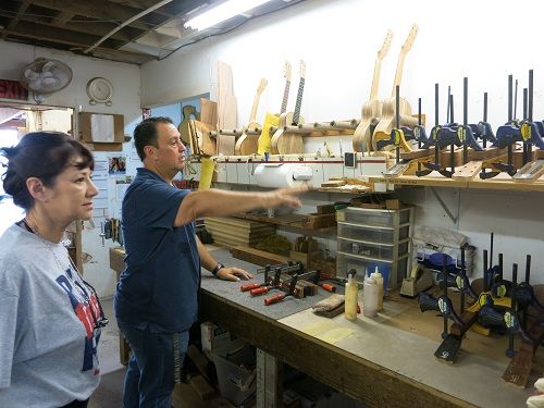 カレニアウクレレ工房