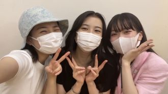 『さくら学院TheFinal〜夢に向かって〜』をみた新谷ゆづみ、父兄さんの「さくら学院の思い出」に終始涙涙・・・