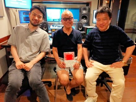 誰もが知る有名作家の48歳下の恋人との恋愛小説『J』とは？