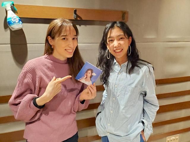 今日のゲストは、、、、シンガーソングライター、 ナミヒラアユコさん！