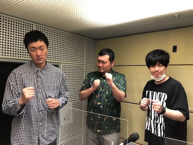 ライブ後の収録で疲れているおじさんたち・・・