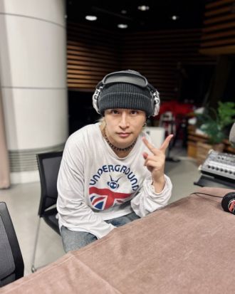 亜嵐　夜のお供に1冊いかが？ 写真集を発売した亜嵐のHallelujah ふつおた返し?