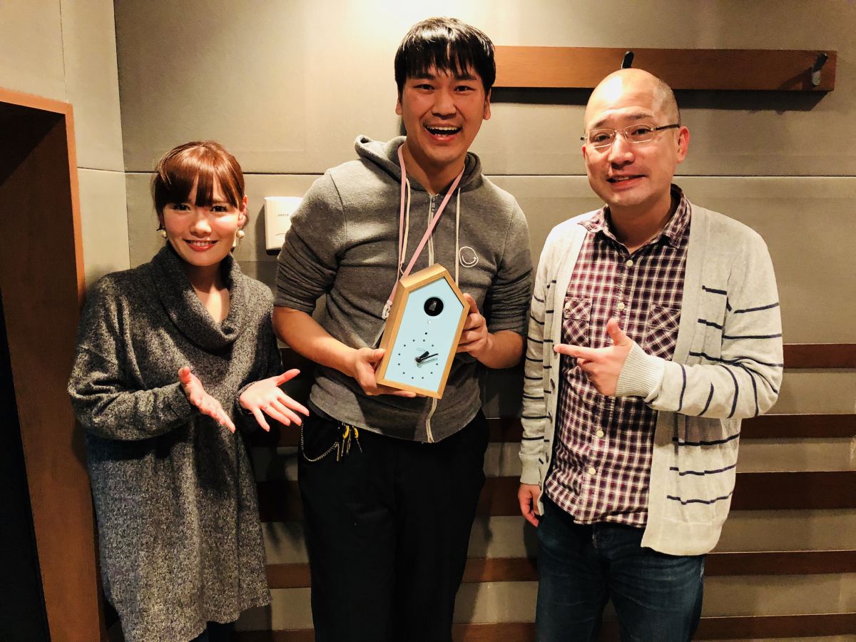 11月5日一之輔のそこが知りたい　一之輔さんの日芸時代の先輩、高橋さんが”特別”な鳩時計を持って登場！（裸足で）