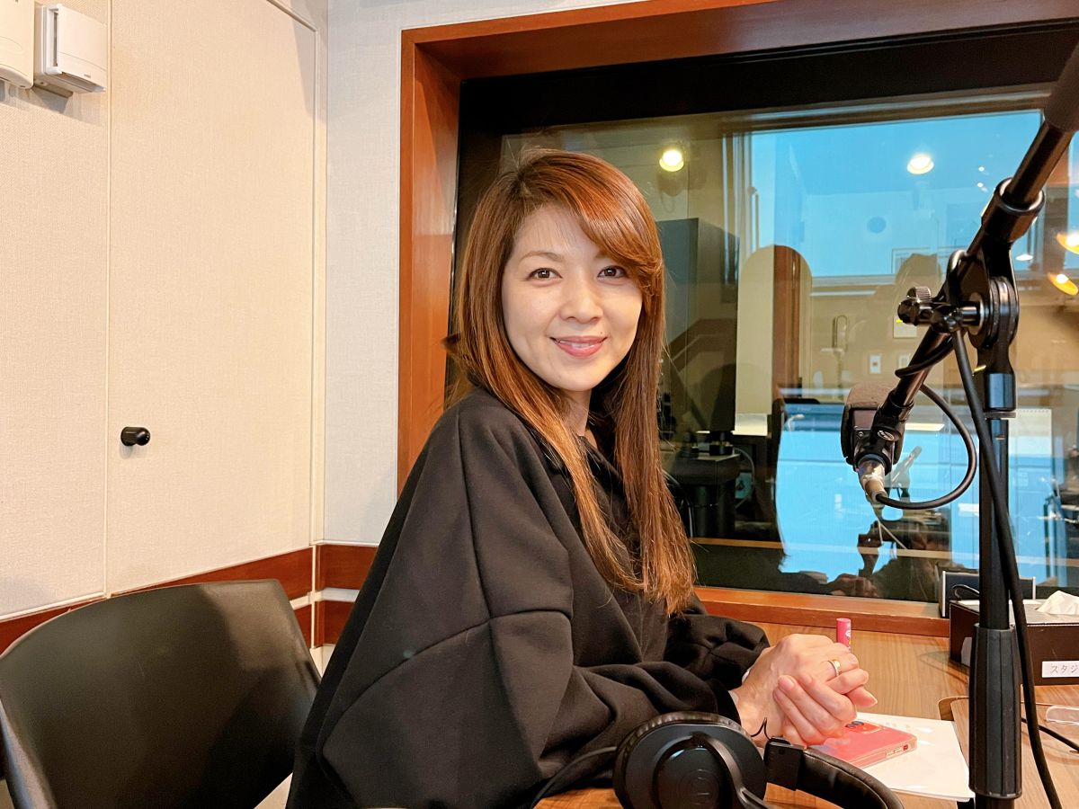 【Talk to the moon♪】「女の人が揃うと喋るよね！？」