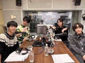 四人組バンド・Awkmiuが登場！最近「インスパイア」されたこととは？