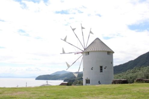 #4 小豆島　アートとアートの間に"秋の小豆島"を満喫～オリーブ色のポストから島便り～