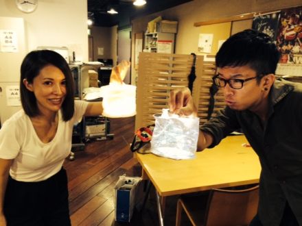 ♪火曜日は、折りたたんでコンパクトなLEDソーラーランタン♪