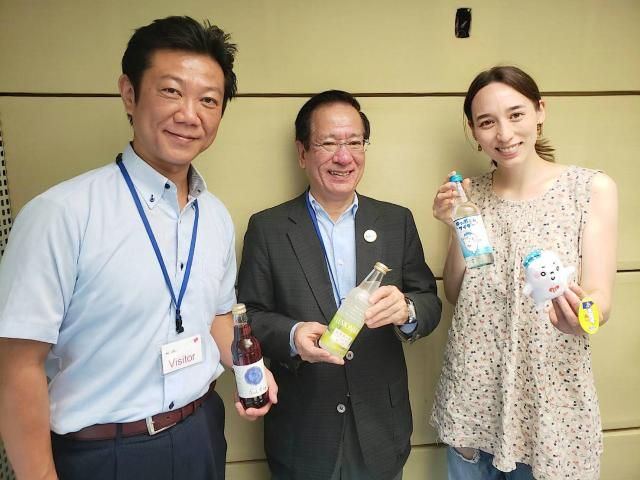 今日のゲストは、、、「日本ガラスびん協会」専務理事の吉永茂樹さん、 「東京都浴場組合」常務理事で立川湯屋敷「梅の湯」の佐伯雅斗さん！