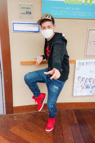 サチリンは恐竜とともに