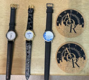 （当選者発表）20時台"Jazz&amp; Vocal Night"はブルーノート・レコードの年代物のグッズ・アナログの腕時計を３名の方にプレゼント