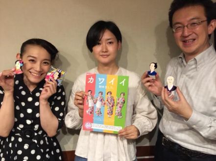 ともえちゃんが偉人の仲間入り！？カラフルなアクリルアクセサリー☆