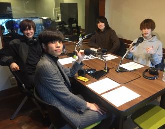 第1回のテーマは「BOYS」。少年時代や出会った頃のエピソードも！！　 