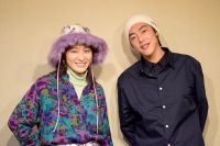 瞬間ラジオを聴く