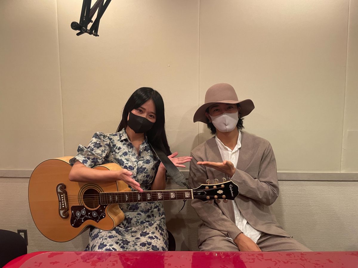 斎藤工さんとシンガーソングライターのうぴ子さんの話を盗み聞き・・・初対面！斎藤さんが語るうぴ子さんの楽曲の魅力、そんな楽曲をうぴ子さんが生演奏！楽曲に込めた思い、メッセージ、お二人が語る音楽の力、そして斎藤さんが企画・プロデュースを務めた現在公開中の映画「その日、カレーライスができるまで」から考える「孤独」との向き合い方など