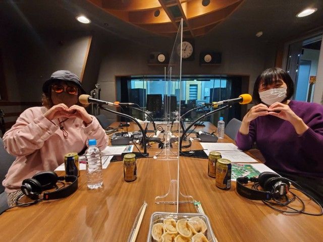 フォーリンラブ・バービーさんと、南海キャンディーズ・山崎静代さんの話を盗み聞き・・・飲み会や歌の話