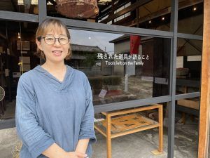 Vol.135 土庄町・豊島　「残された道具が語ること」安岐理加さんの展示から