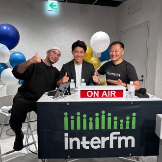 #19：BIZMATESオフィスにて！サッカー元日本代表・太田宏介さんを迎えて！▽英語のフレーズは「Rise up to the challenge」！