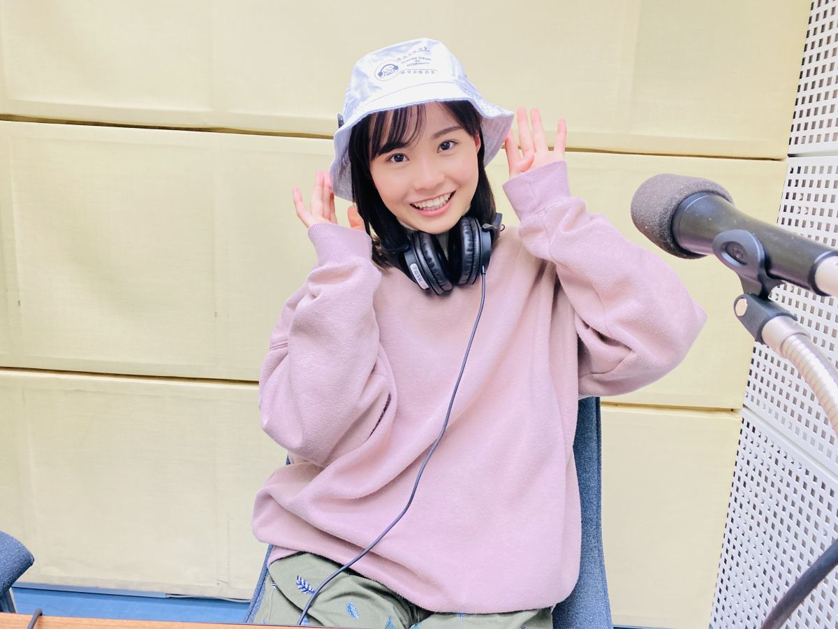 新グッズのハットをかぶった新谷ゆづみが朗読劇「星の王子さま」を、じっくりとふりかえります。。。