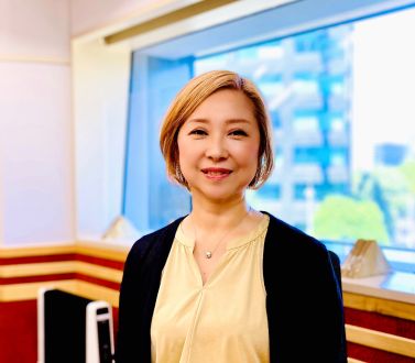 大人向けメイク・スキンケアレッスン講師～政さおりさんを迎えて