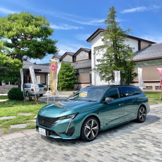 古川祭で実際に使われている屋台や、貴重な道具の展示、匠の技術体験、からくり人形の実演も 【PEUGEOT 308】（岐阜県飛騨市古川町・飛騨古川まつり会館）