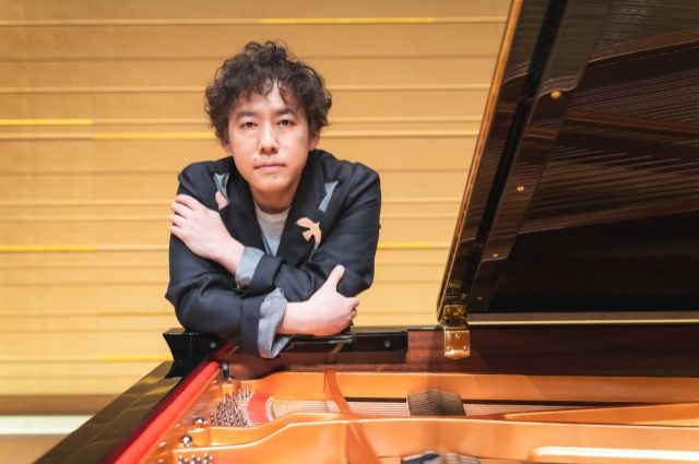 4月のゲストは、スーパーピアニスト・塩谷 哲さん！