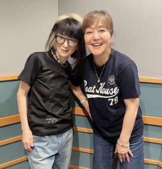 LEGENDS　岩崎宏美～シアワセノカケラ～