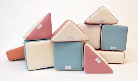 5月16日（水）インテリアが遊び道具に！？「PLAYクッション」