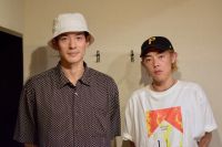 瞬間ラジオを聴く