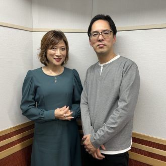 将棋界の貴公子 阿久津主税（あくつ・ちから）八段を迎えてお届けします。