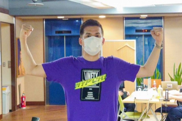 サチリンは豪快海水浴・・・？